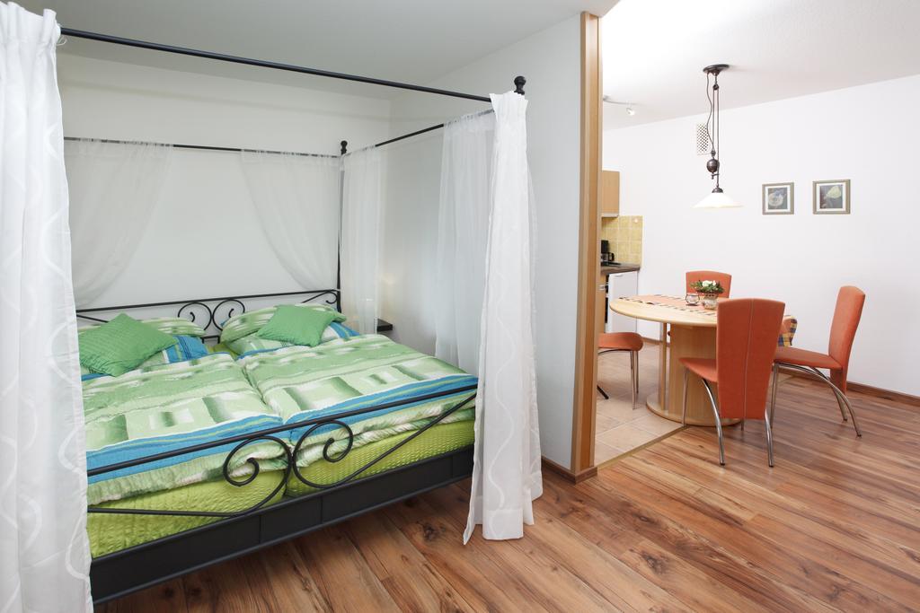 Ferienwohnung Inge Steinruecken Winterberg Chambre photo